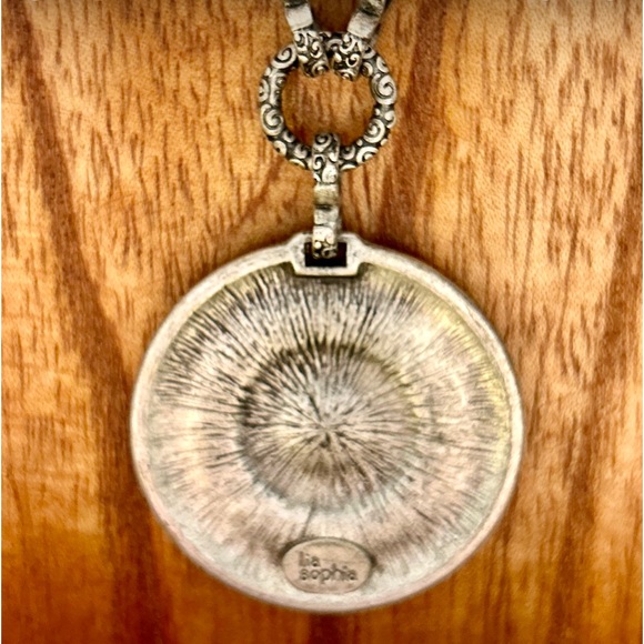 Lia Sophia Necklace - Picture 5 of 8